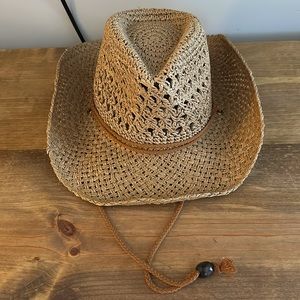 Straw hat with string